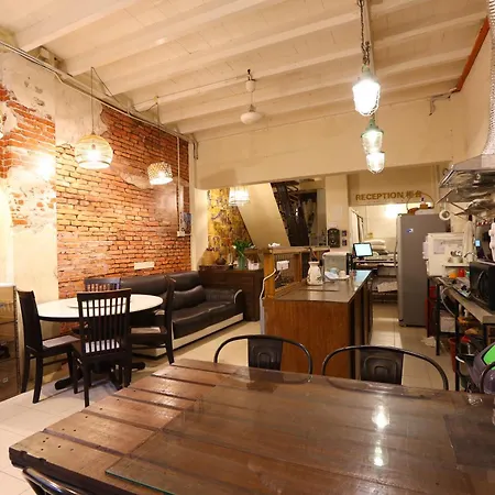 Dou Houz Georgetown Hotel Exterior photo